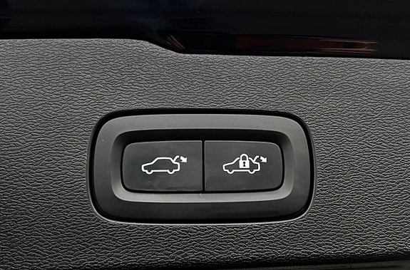 Volvo V60 26 of 28