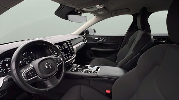 Volvo V60 10 of 28