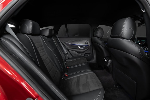 Mercedes-Benz E220 8 of 16