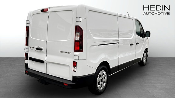 Renault Trafic 4 of 13