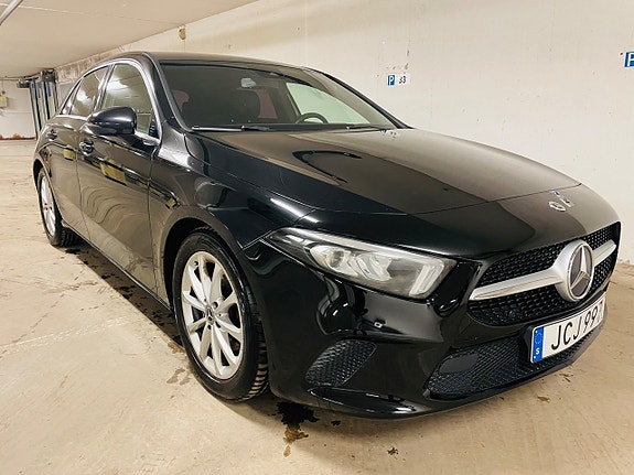 Mercedes-Benz A200 7 of 16
