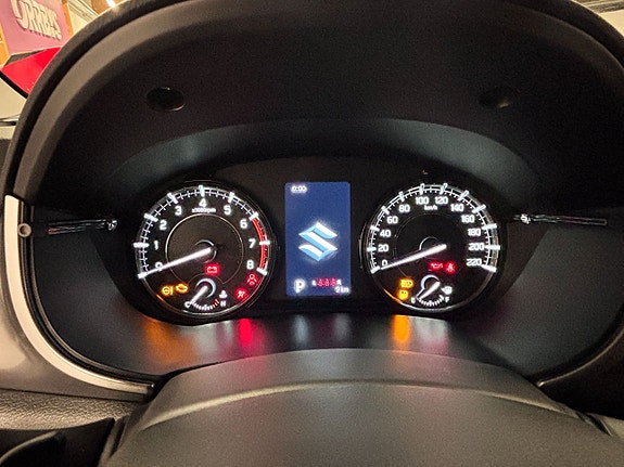 Suzuki Vitara 9 of 16