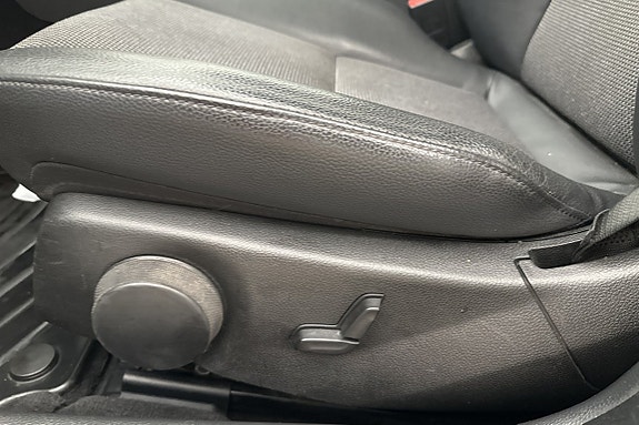 Mercedes-Benz C200 16 of 20
