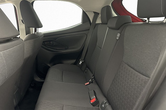 Toyota Yaris 20 of 21