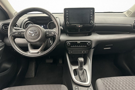 Toyota Yaris 9 of 21