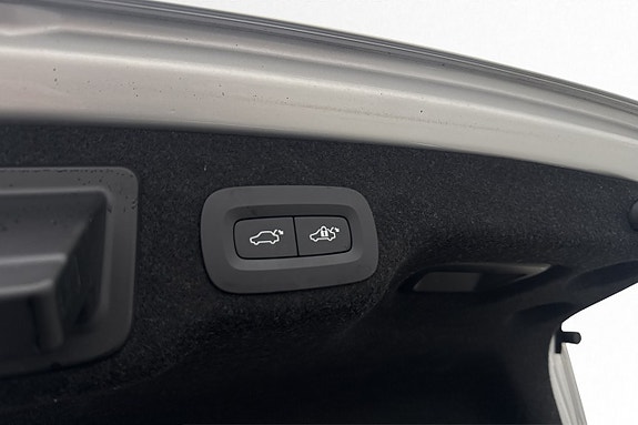 Volvo S90 28 of 28