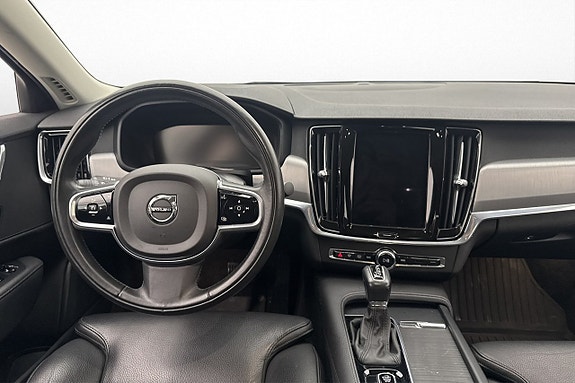 Volvo S90 22 of 28