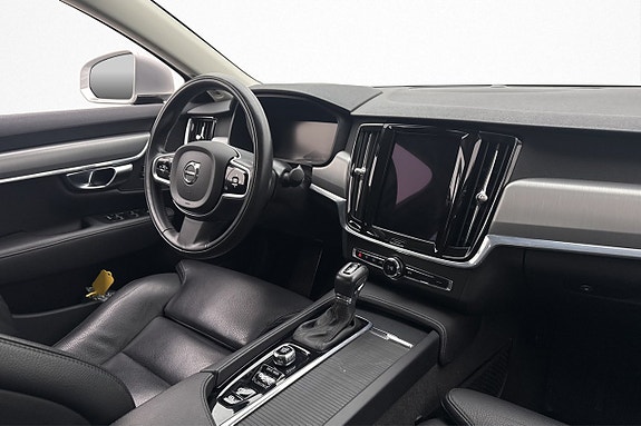 Volvo S90 24 of 28