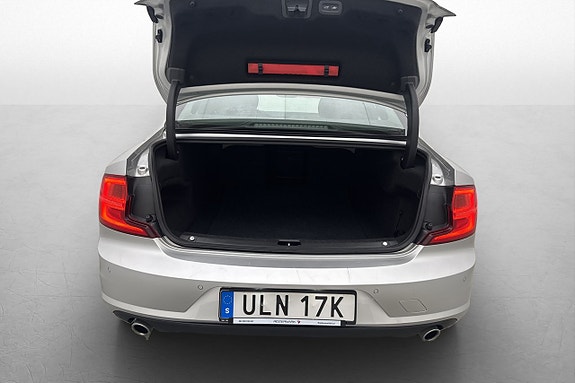 Volvo S90 27 of 28