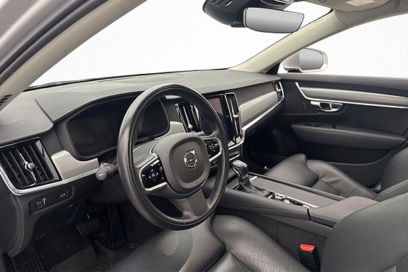 Volvo S90 8 of 28