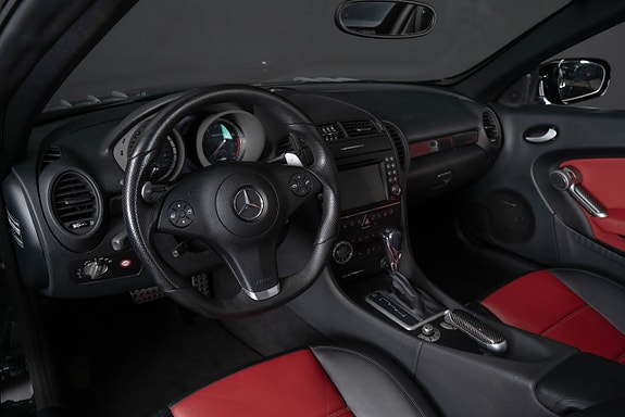 Mercedes-Benz SLK55 11 of 15