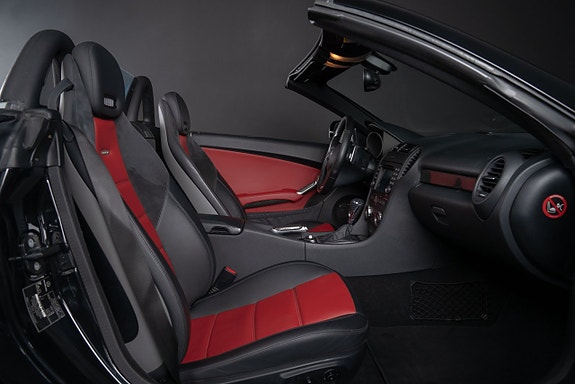 Mercedes-Benz SLK55 7 of 15