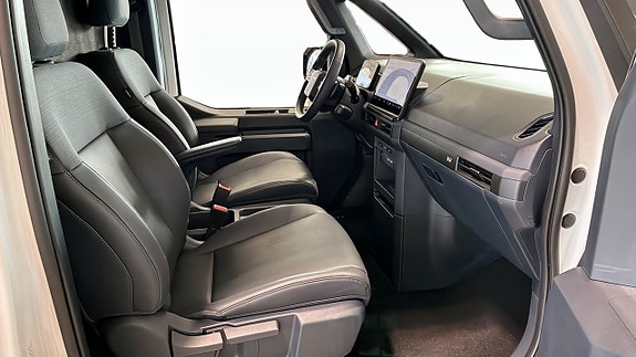 Kia PV5 3 of 13