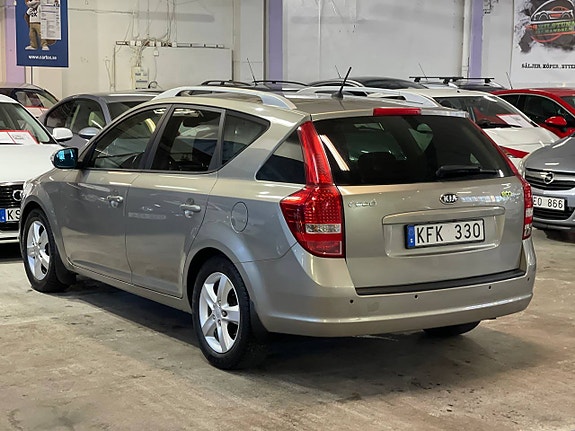 Kia Ceed 5 of 13