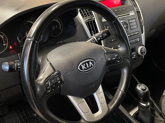 Kia Ceed 11 of 13