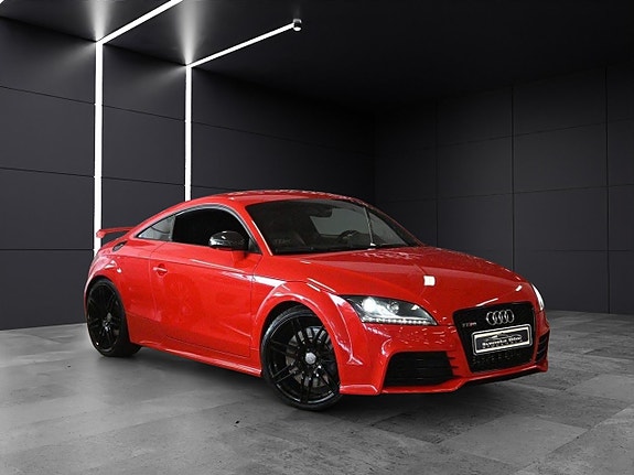 Audi TT RS 2 of 5
