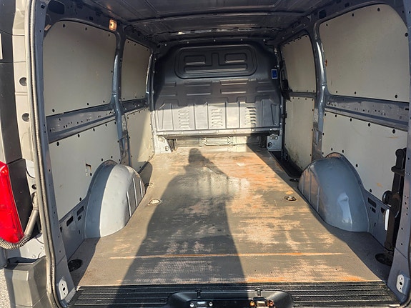 Mercedes-Benz Vito 111 9 of 10