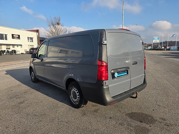 Mercedes-Benz Vito 111 4 of 5