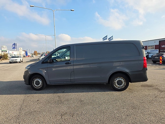 Mercedes-Benz Vito 111 3 of 5