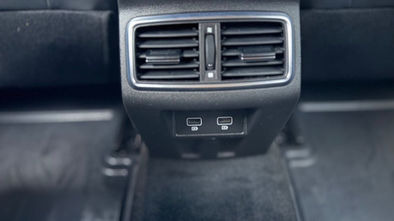 Renault Megane 22 of 22