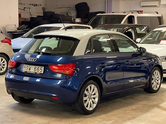 Audi A1 4 of 5