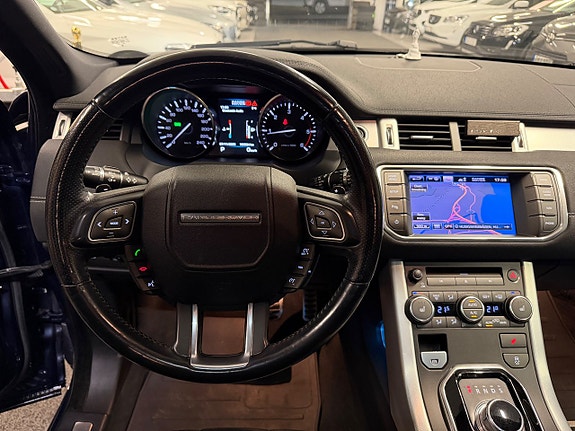 Land Rover Range Rover Evoque 20 of 26
