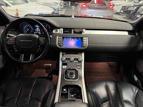 Land Rover Range Rover Evoque 16 of 26