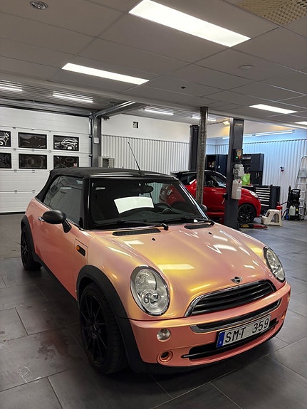 MINI One 8 of 12