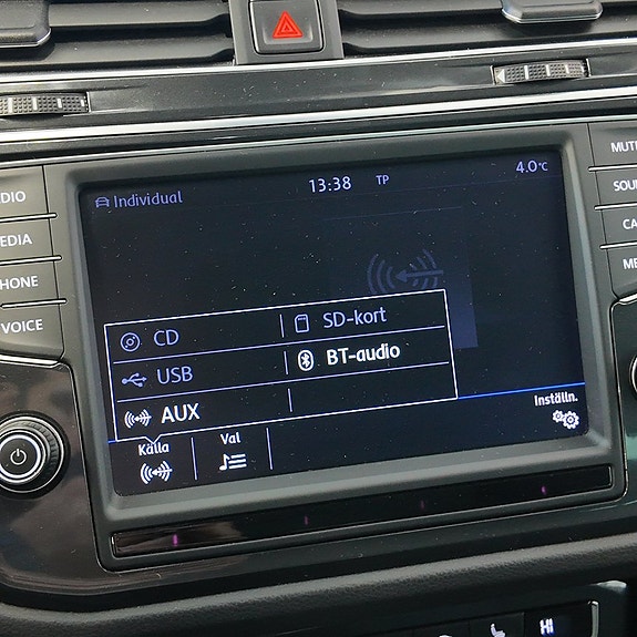 Volkswagen Tiguan 11 of 15