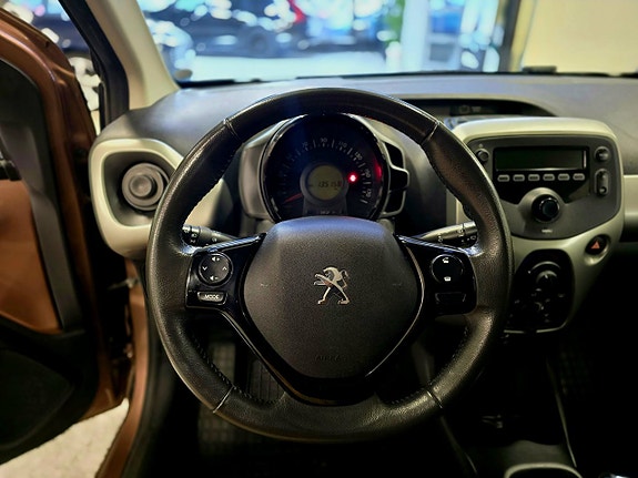 Peugeot 108 15 of 19