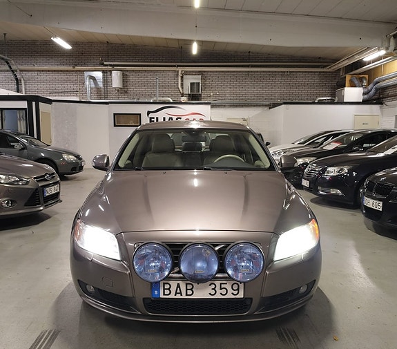 Volvo S80 5 of 17