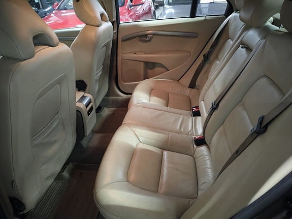 Volvo S80 12 of 17