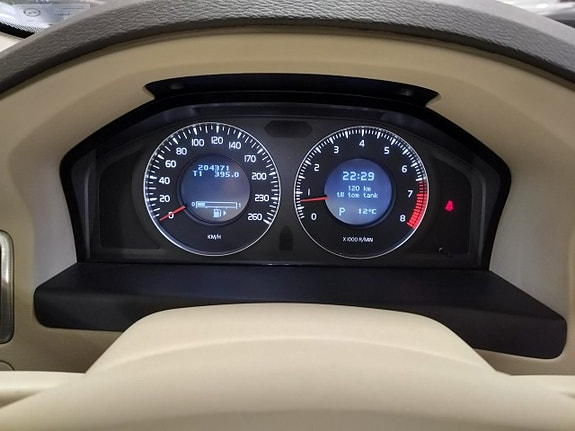 Volvo S80 13 of 17