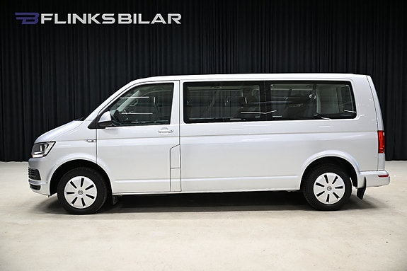 Volkswagen Caravelle 2 of 5