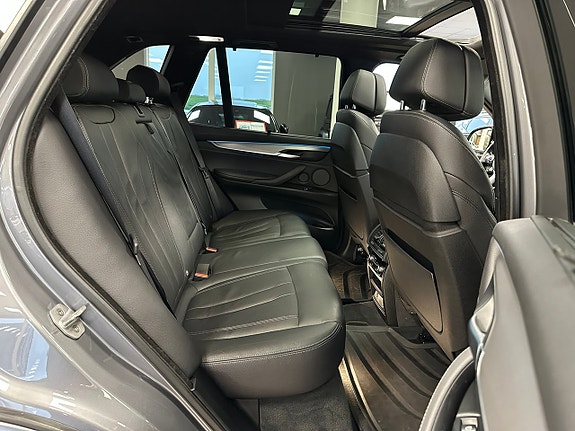 BMW X5 29 of 30