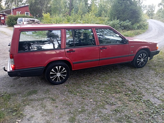 Begagnad bil till salu: Volvo 740 - 1991 - Röd - 116 Hk - Kombi | BLOCKET