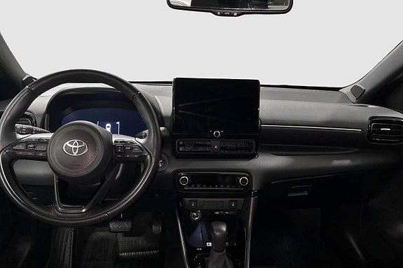 Toyota Yaris 10 of 13