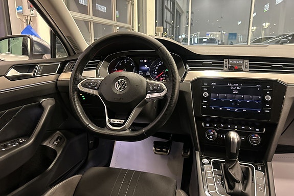 Volkswagen Passat Alltrack 6 of 25