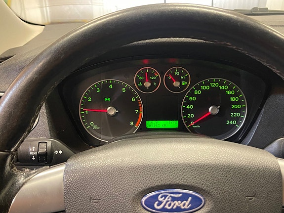 Ford Focus 11 of 12