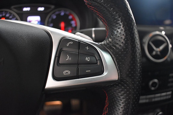 Mercedes-Benz B180 d 13 of 27