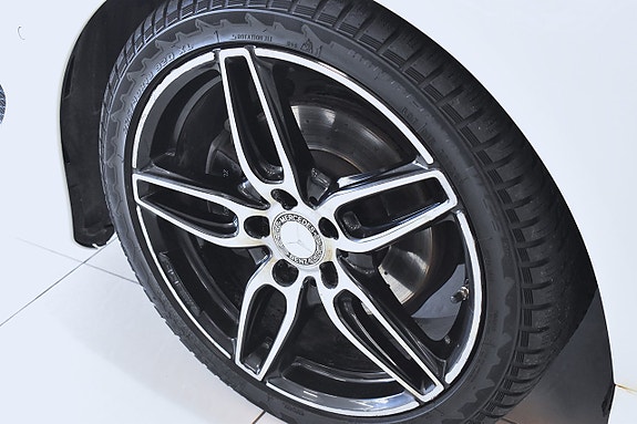 Mercedes-Benz B180 d 27 of 27
