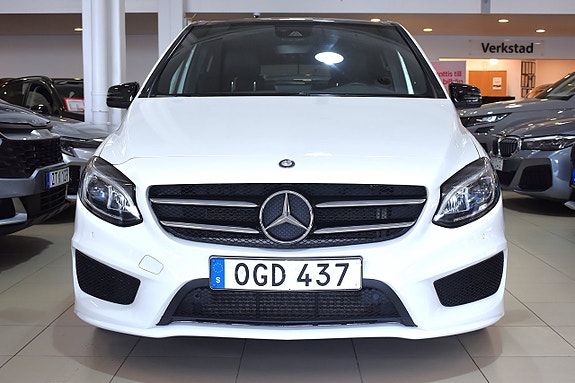 Mercedes-Benz B180 d 2 of 5