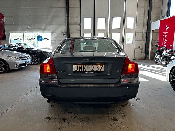 Volvo S60 5 of 5
