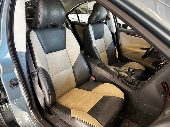 Volvo S60 13 of 13