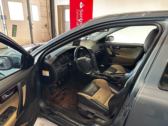 Volvo S60 8 of 13