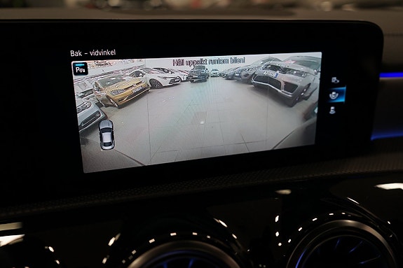 Mercedes-Benz CLA220 d 13 of 24