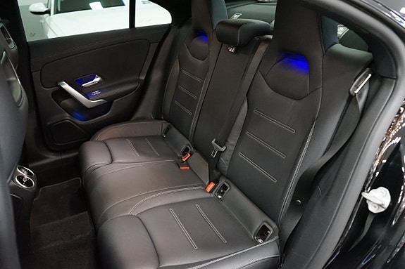 Mercedes-Benz CLA220 d 15 of 24