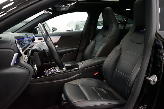 Mercedes-Benz CLA220 d 14 of 24