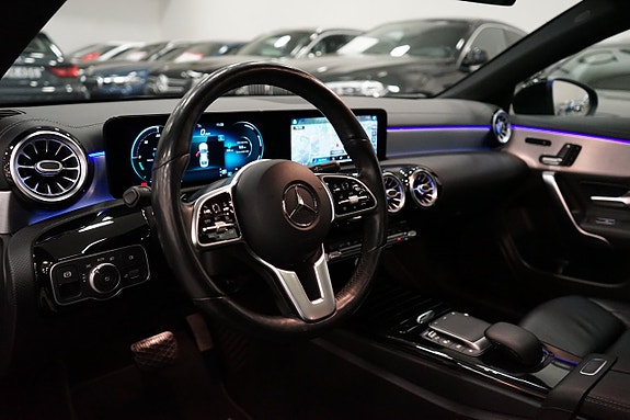 Mercedes-Benz CLA220 d 10 of 24
