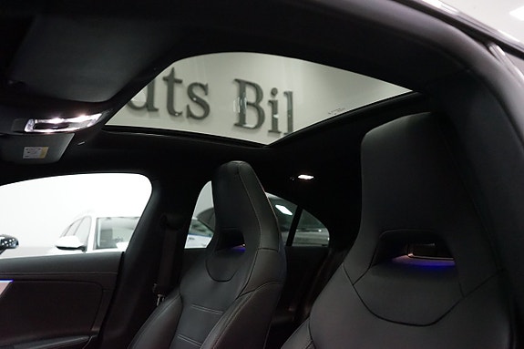 Mercedes-Benz CLA220 d 9 of 24